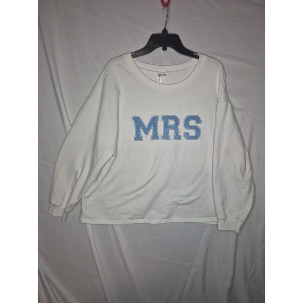 DB Studio "MRS" White & Blue Collegiate Bride Sweatshirt Size 1XL